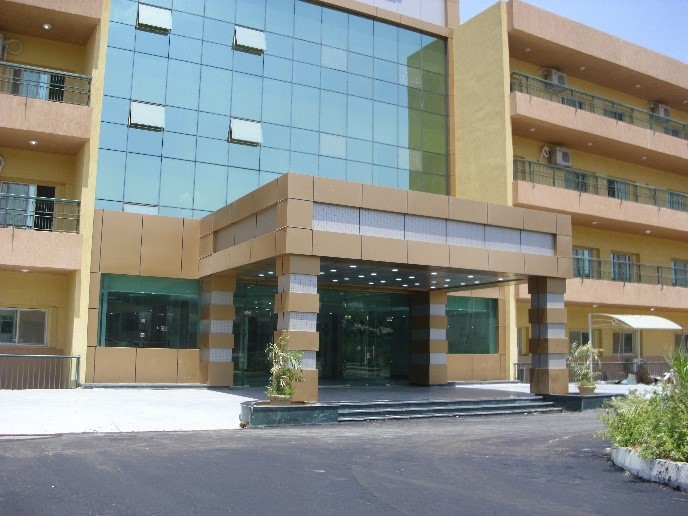 مشروع رفع كفاءة مستشفى الباطنة بكوبري القبة: تحسين الرعاية الصحية بقيادة الأهرام للمقاولات العامة